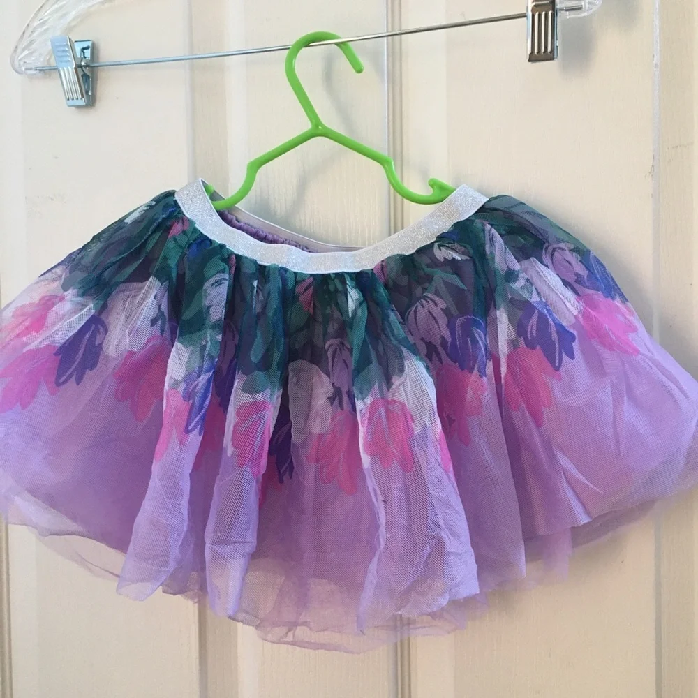 FINAL MARKDOWN Little girls Gymboree tulle skirt 3t